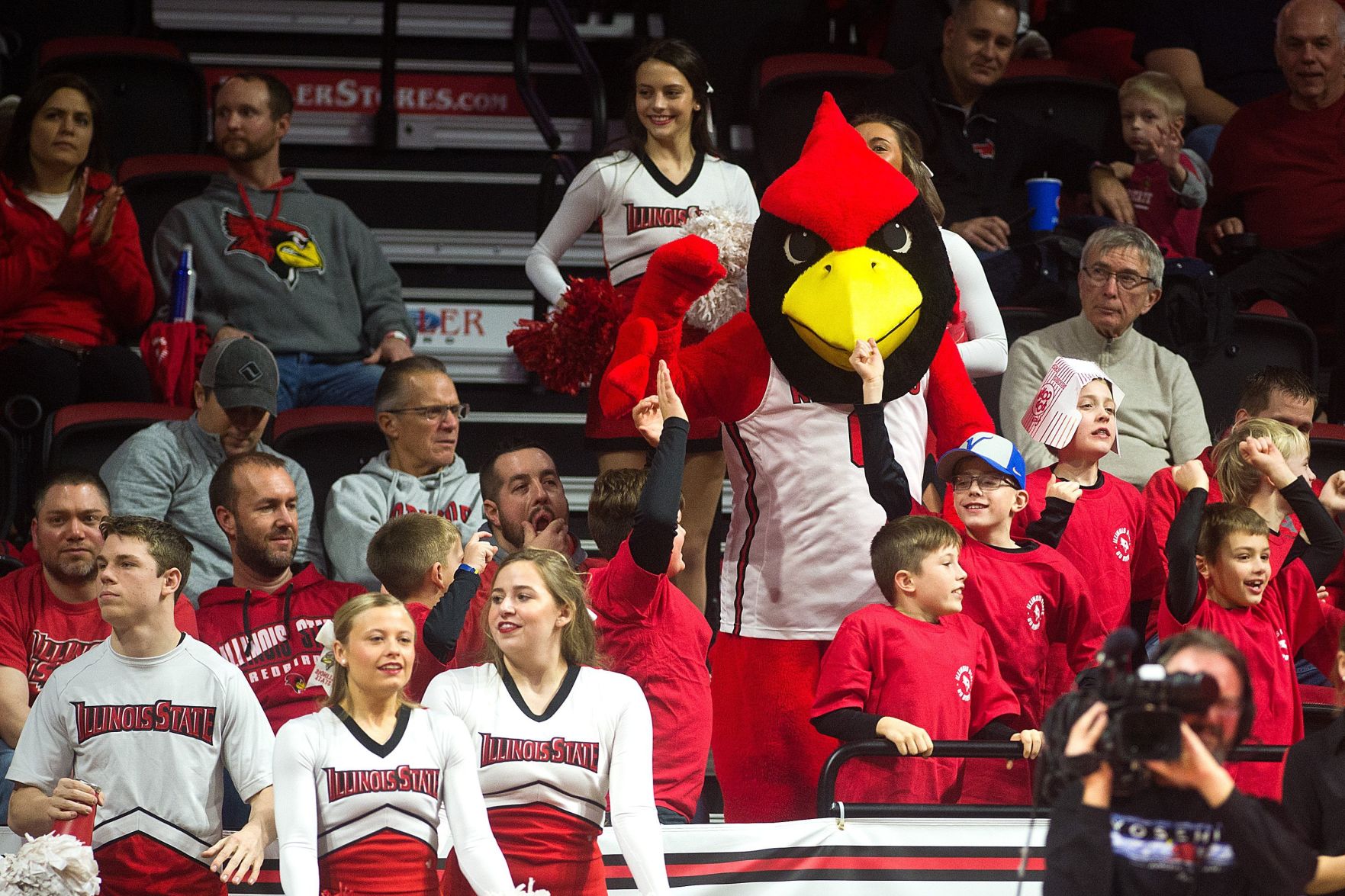 010820-blm-spt-15isuhoops